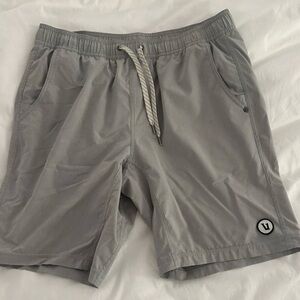 Vuori Mens Gray Kore Shorts Lined 9” inseam